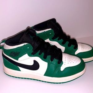 Nike Air Jordan’s Mid Pine Green